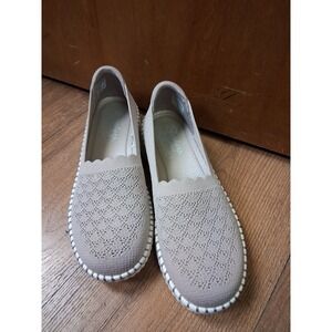 Skechers Women Size 9.5 Slip On Knit‎ Loafer Flats Beige Air Cooled Memory Foam